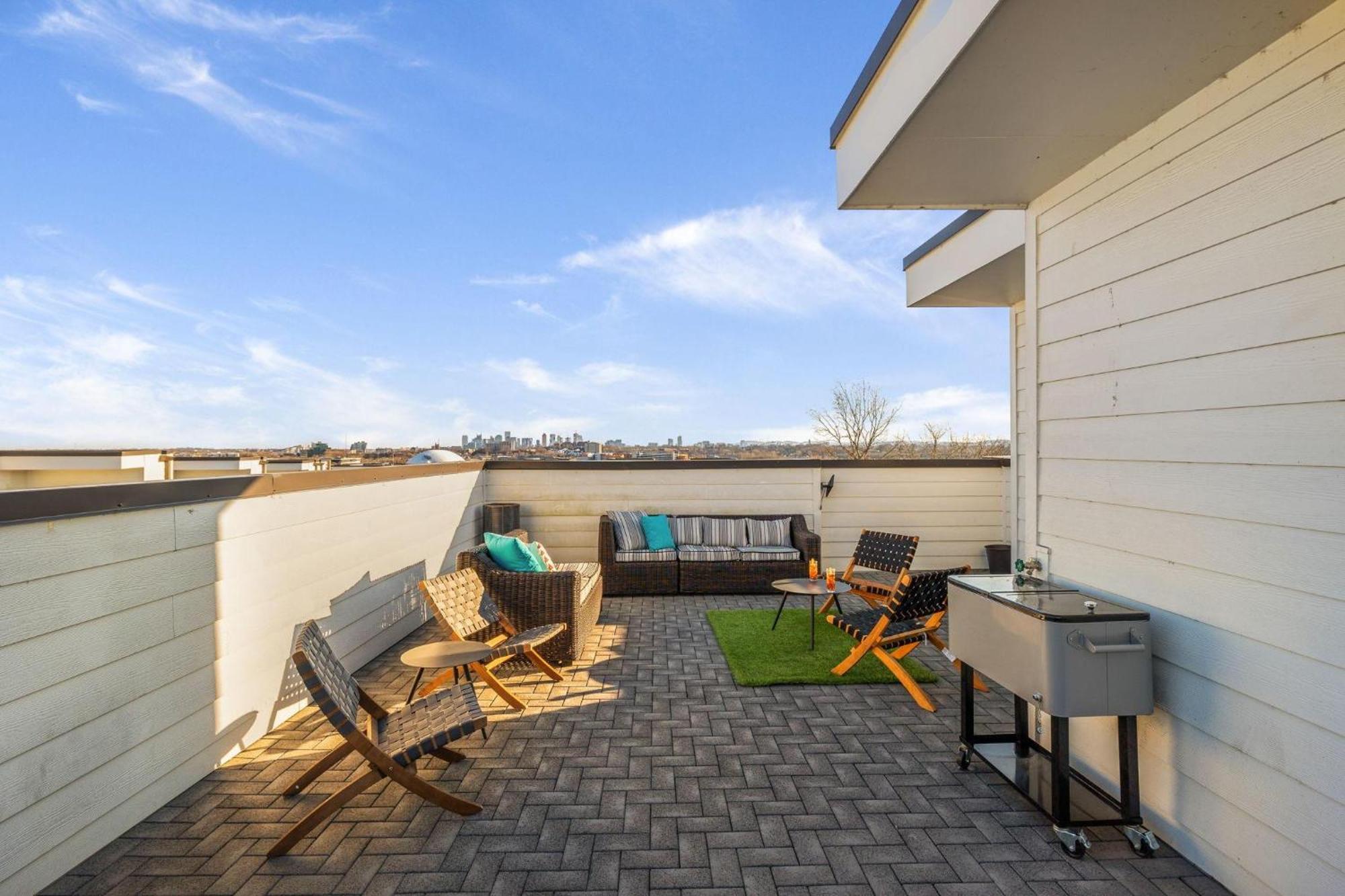 Trinity Skyline-Rooftop Deck-7 Mins To Broadway Villa Nashville Luaran gambar